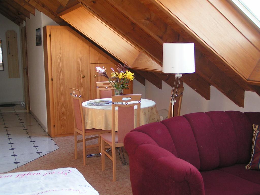 Gaestehaus Regina Ruhla Room photo